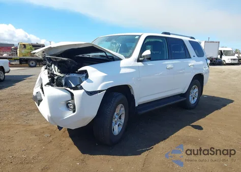2023 Toyota 4Runner Sr5 z USA, uszkodzony, nr VIN JTEEU5JR0P5295307